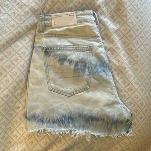 American Eagle highest rise mom short size 8